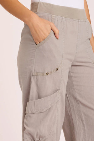 XCVI Wearables Linen Faulkner Crop Pants in Frost